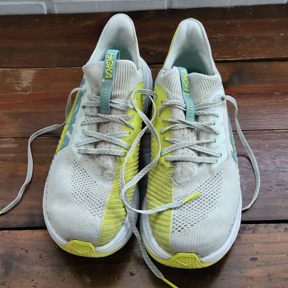 Hoka Men 11 Shoes